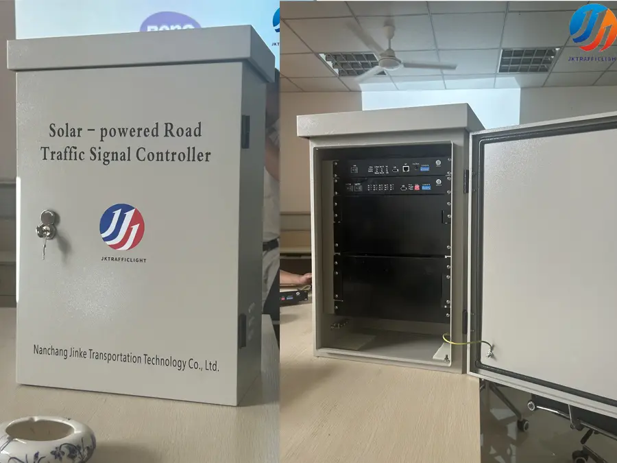 Leading green and intelligent transportation: JKTRAFFICLIGHT releases a new road traffic signal controller - JKC200-S