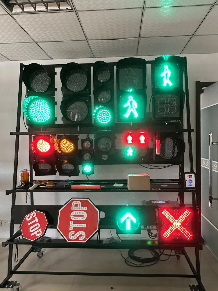 JKTRAFFICLIGHT Partial product display