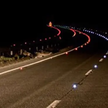 Aluminum Solar LED Cat Eye.png