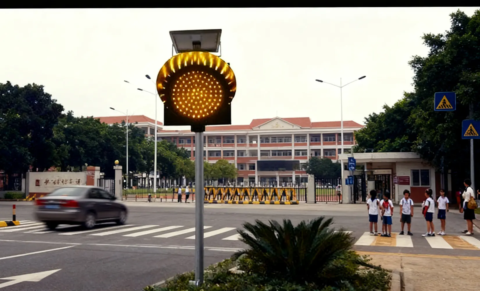 Installation Guide for Solar Yellow Flashing Lights